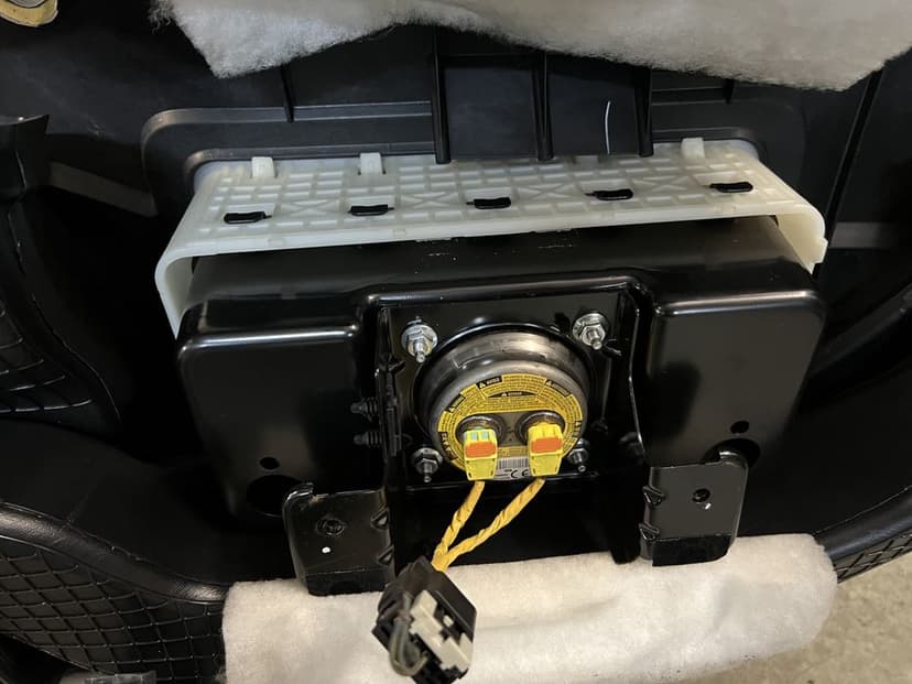 Kit Plansa bord cu airbag si centuri Jeep Cherokee 2.2 Motorina 2015