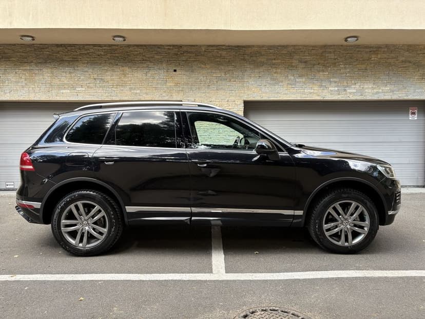 Volkswagen Touareg R Line 3.0TDI 2017 262Cp
