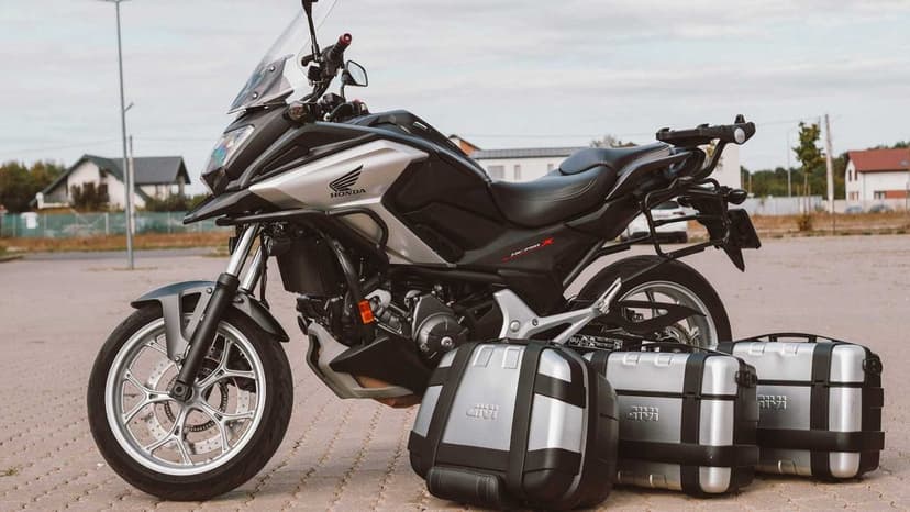 Honda NC 750X DCT (automata)