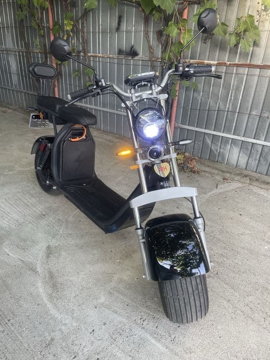 Scuter Electric 2025 JRH