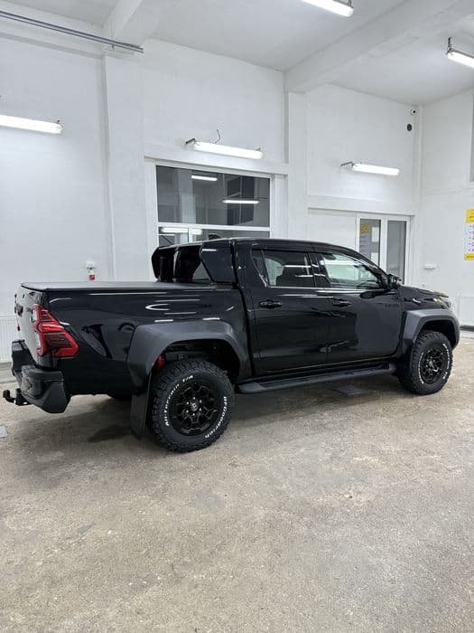Toyota Hilux GR Sport 2 - 2.8,D 4WD, Pret afisat  TVA inclus