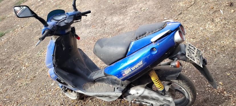 Scuter Aprilia Sr 50