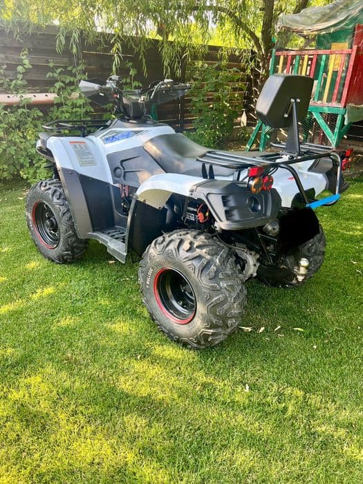 Vând atv Linhai 300cc 4x4 perfect funcționabil
