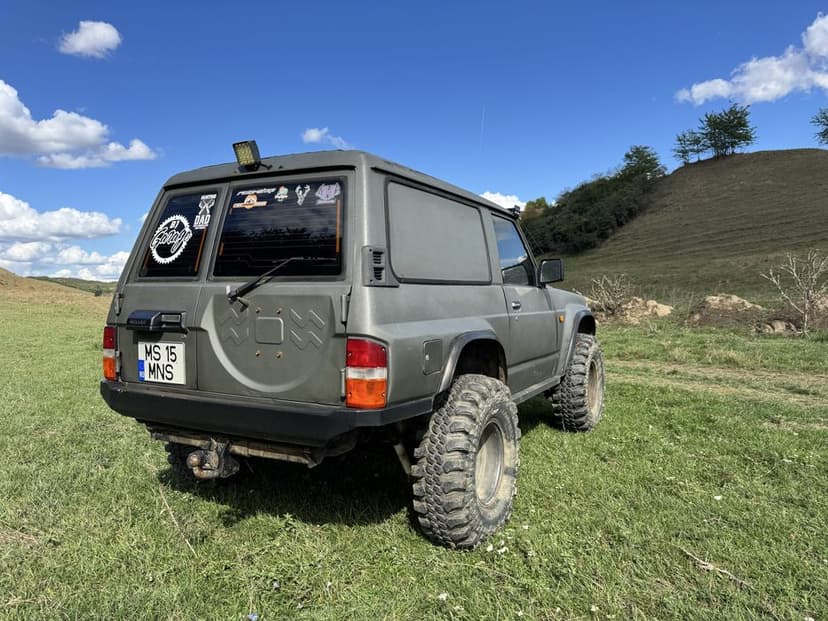 Nissan Patrol y60