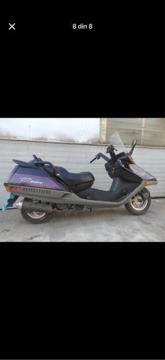 Vand scuter de 150cc