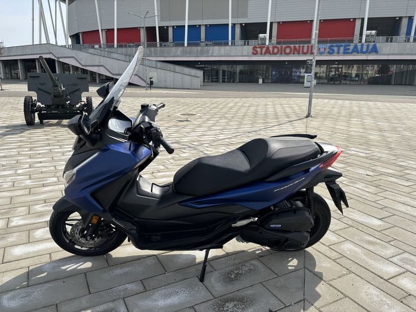 Honda Forza 350cc An 2025