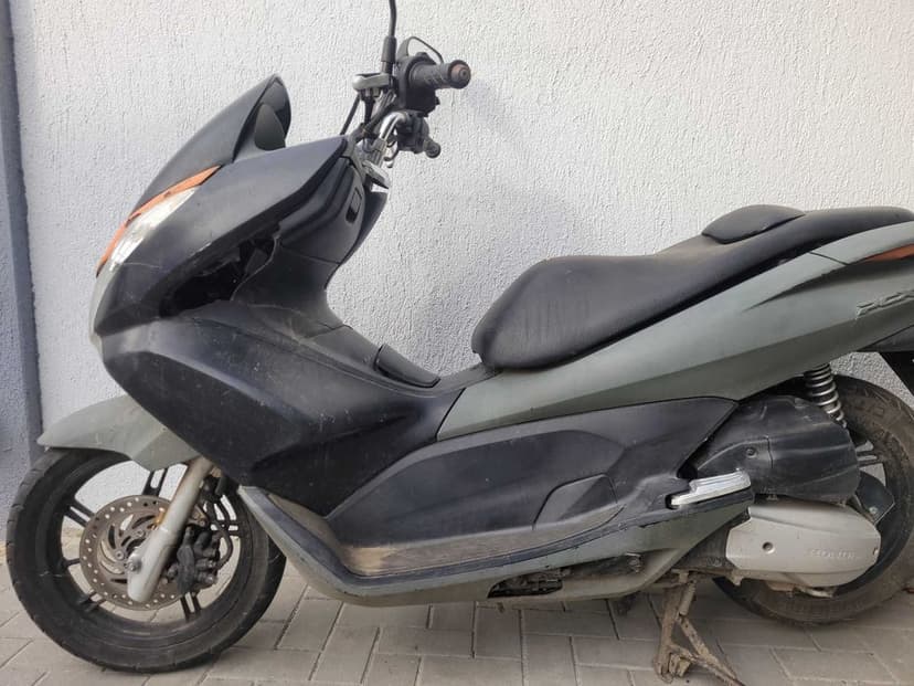 Vand Honda PCX 1,25 neinmatriculata
