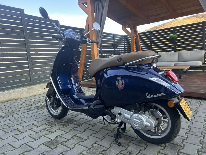 Vespa primavera 50