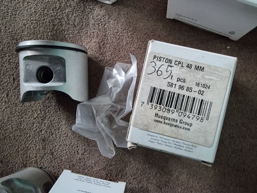 Piston husqvarna 372 xp,husvarna 365 husqvarna 555,560 originale Stihl