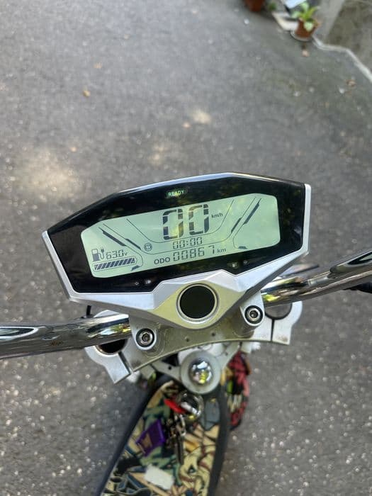 Scuter electric inmatriculat