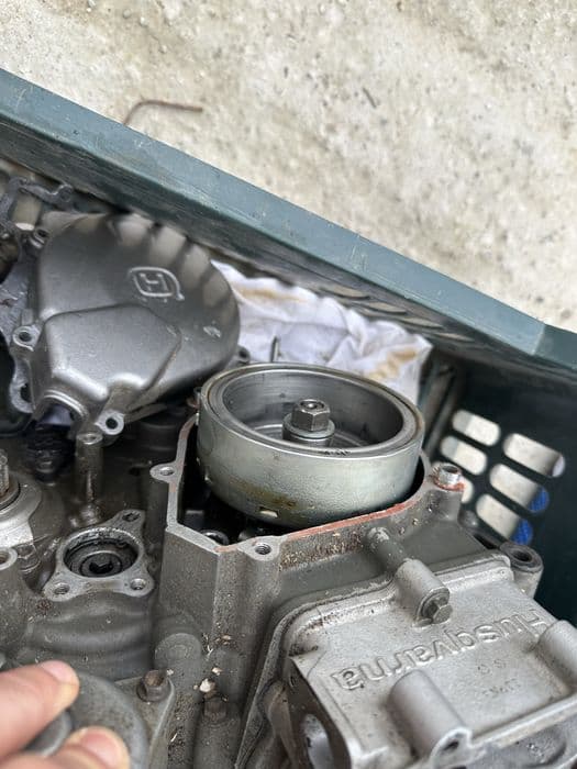 Dezmembrez Huaqvarna TE-250