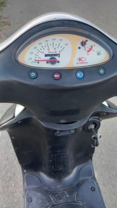 Vând scuter funcțional