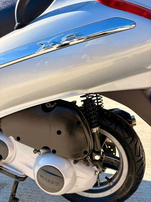 Piaggio X8 luxury 250 CC injecție impecabil !