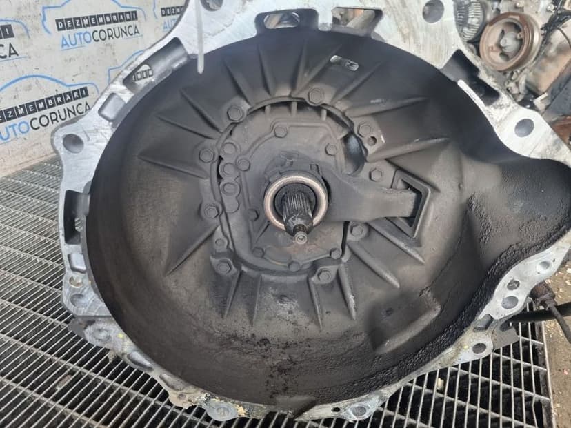 Cutie de viteze Toyota Hilux VII (Facelift 2008) 3.0 D 2008 - 2011 171CP Manuala 5 ...