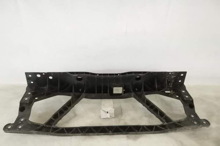 Trager Suport Radiator Apa Central Original In Stare Buna Land Rover