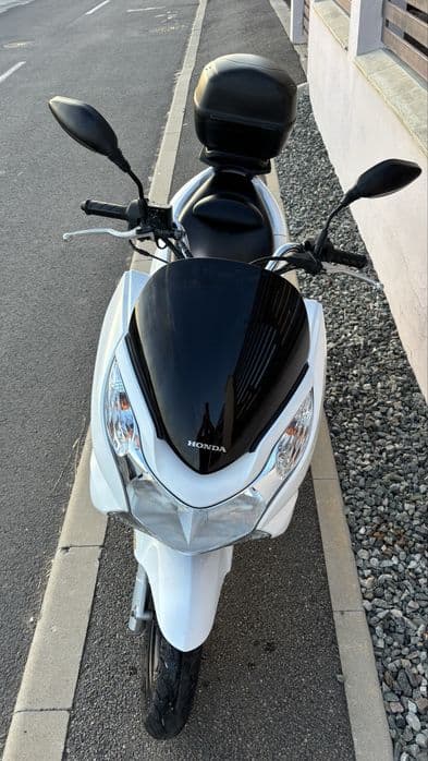 Honda pcx 125 scuter