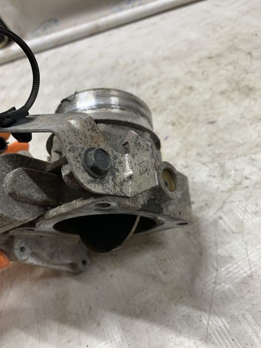 Clapeta acceleratie Nissan Navara 2.3 Motorina 2016