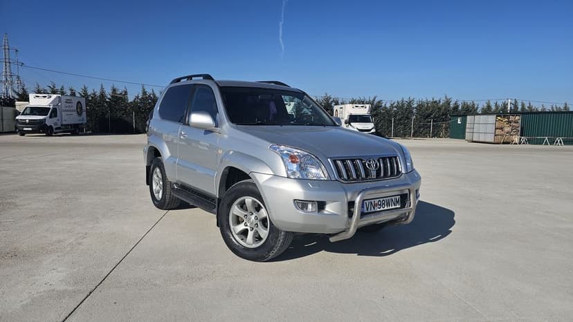 Toyota Land Cruiser J125