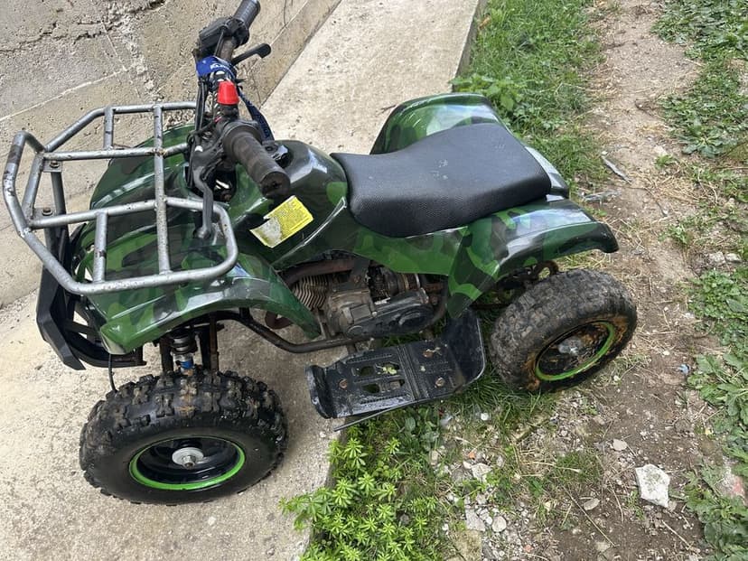 Se vinde ateveu pt copii cu pornire la demarou