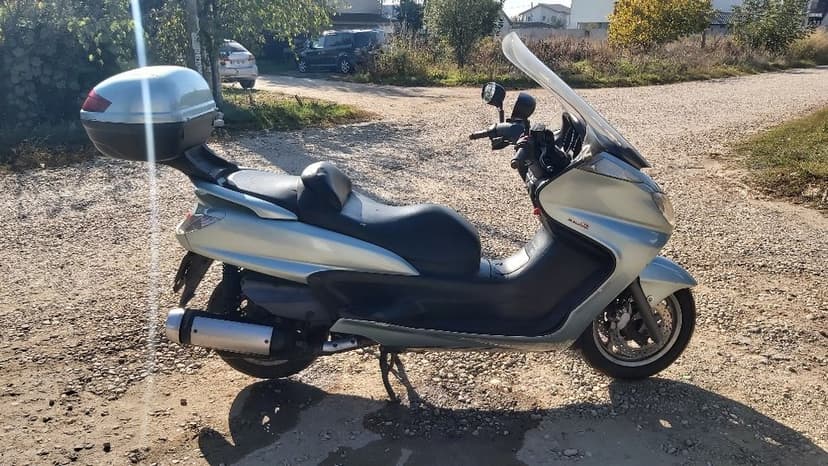 Vand  - Yamaha majesty sau schimb cu skijet sau cross