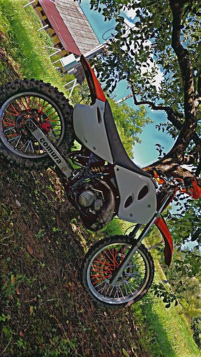 Enduro ktm lc2  (nu yamaha, honda etc )