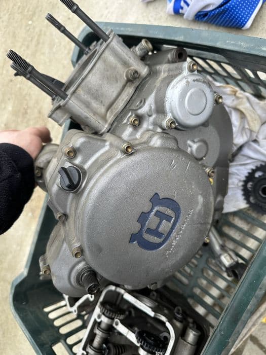 Dezmembrez Huaqvarna TE-250