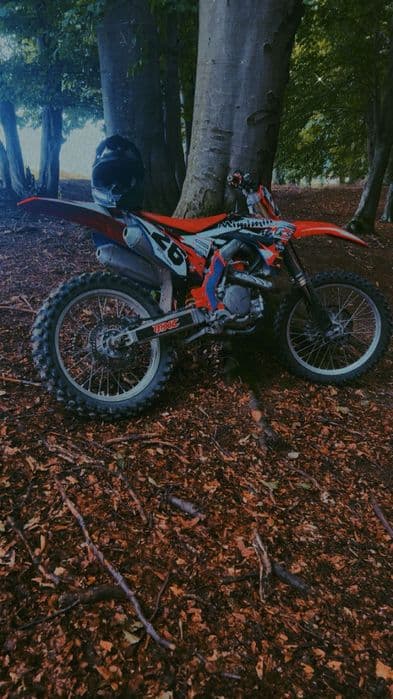 Cross Honda CRF 450R 2017 vând sau schimb cu Toyota rav 4 sau alt gip