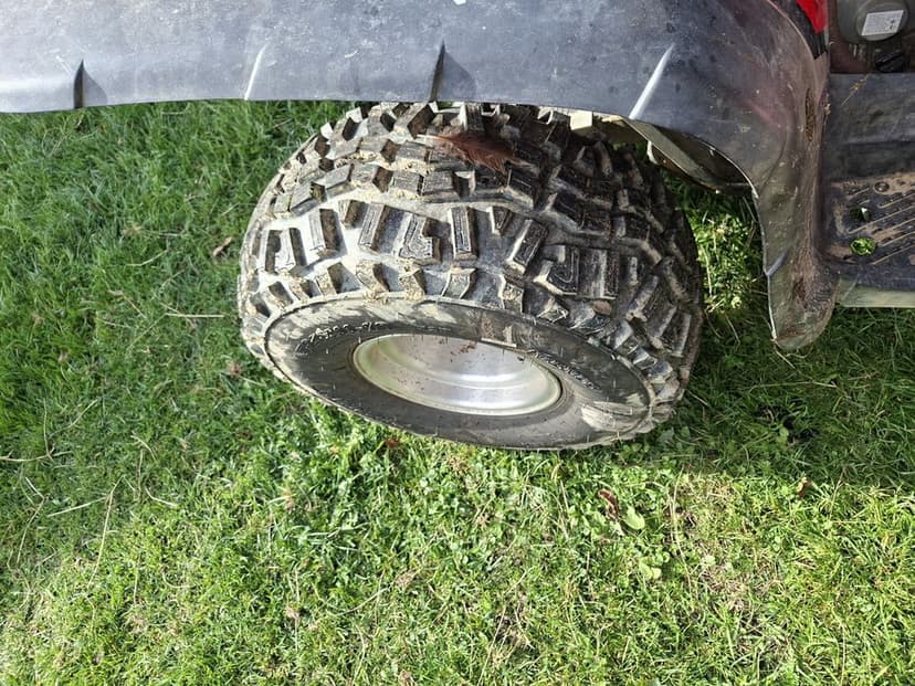 Linhai 300 4x4  worker