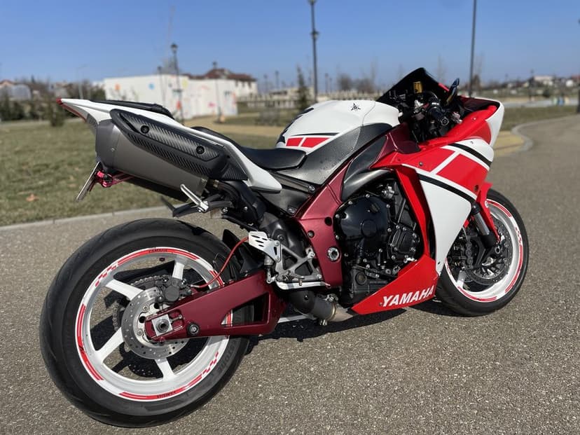 Yamaha YZF-R1 RN22,Model Big-Bang,Proprietar