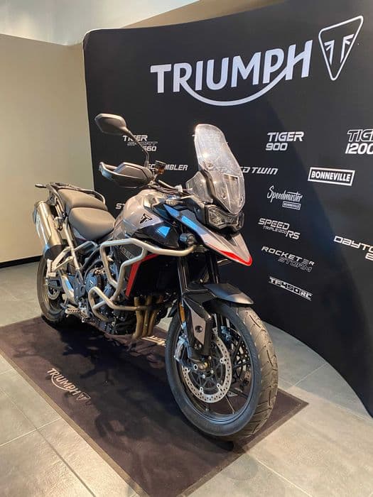 Motocicleta Triumph Tiger 900 GT Pro 2025 Second | Rate | Leasing
