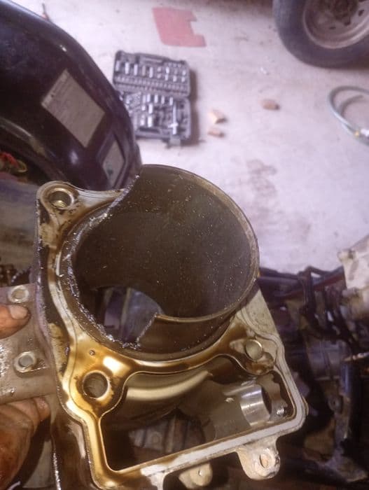 ATV cf moto 500 înmatriculat, motor defect