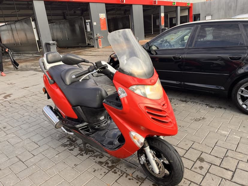 Scuter Kymco Grand Dink 125cc
