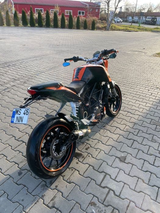 Ktm duke 125 2011
