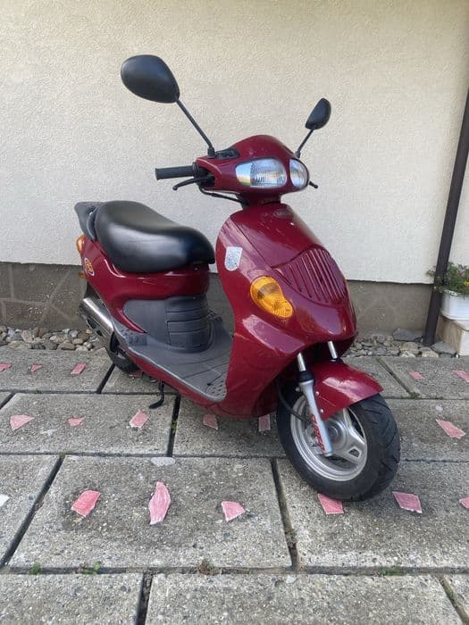 Vând scuter DAELIM Tapo 50cm