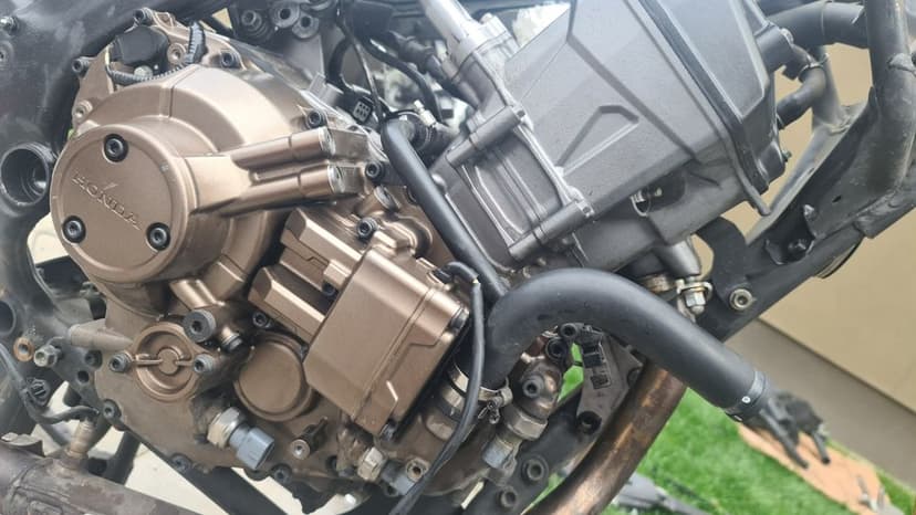 Motor Honda CRF 1000 Africa Twin, cutie automata