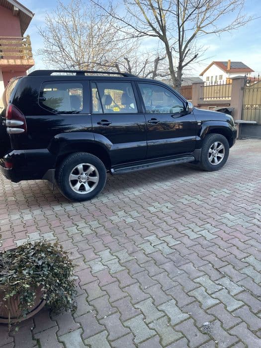 Vand Toyota Land Cruiser 120, 8 locuri