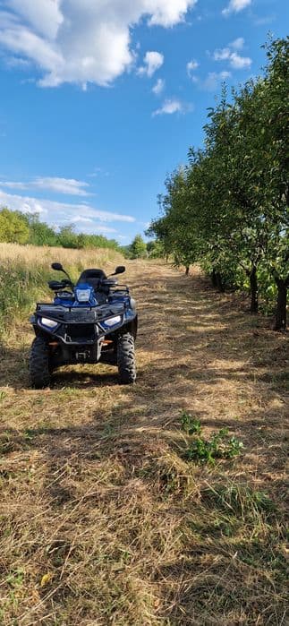 Polaris sportsman touring 570