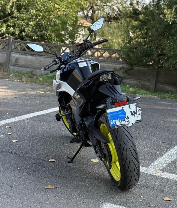 Motocicleta CFMoto 650 NK