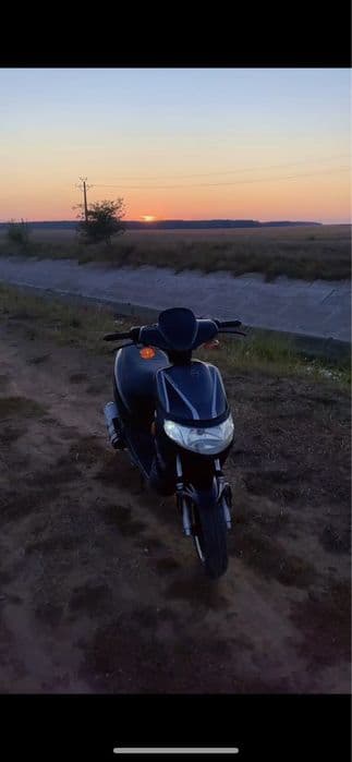 Vand scuter KEEWAY HURICANE 50