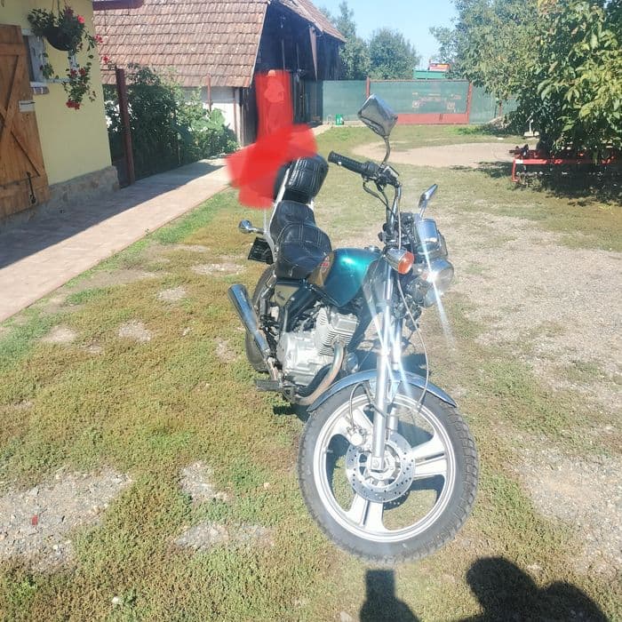 Vănd matocicletă Daelim 125 cc