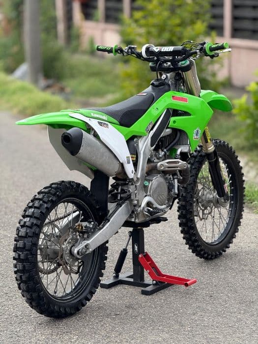 Vând Kawasaki KXF 450 2021 impecabil/Pornire buton/Mape/4100€neg!