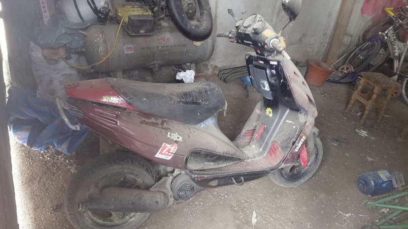 Vând malaguti f12 defect