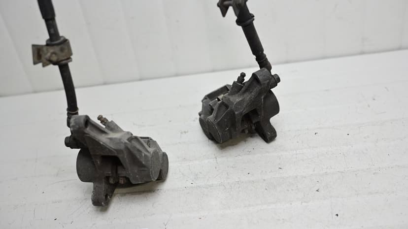 Etrier Frana Fata Stanga Dreapta Cu Furtune Yamaha YZF R6 2003 - 2005