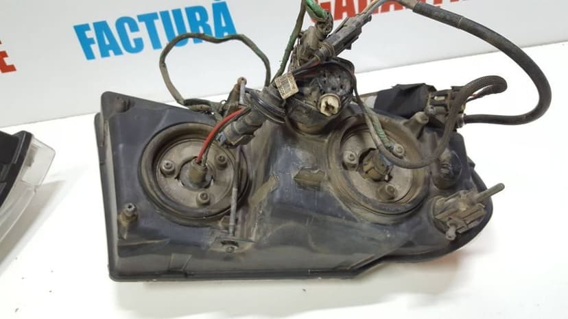 Faruri Far stânga Jeep Grand Cherokee 1999-2005 EUROPA