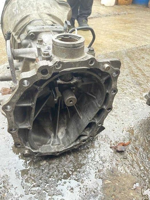 Cutie de viteze Nissan Navara 2.5