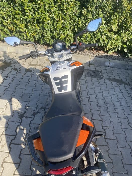 Ktm Duke Naked anul 2011
