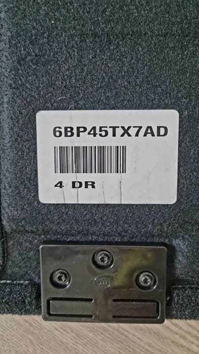 Carpeta - capac originala pt. portbagaj Jeep Wrangler JLU (4 usi)
