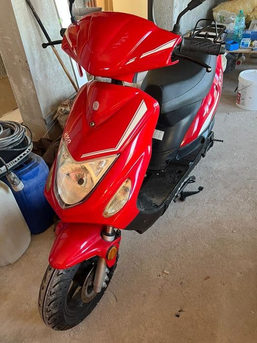 Vând Motoscuter 49cc
