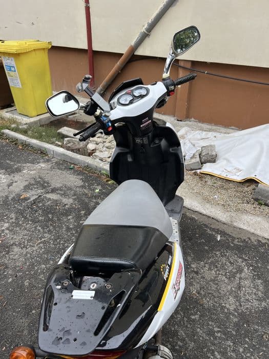 Scuter First Bike 80cc