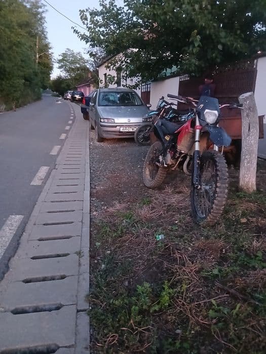 Vand sau schimb cross aprilia sx 85 2t cu volan gaming